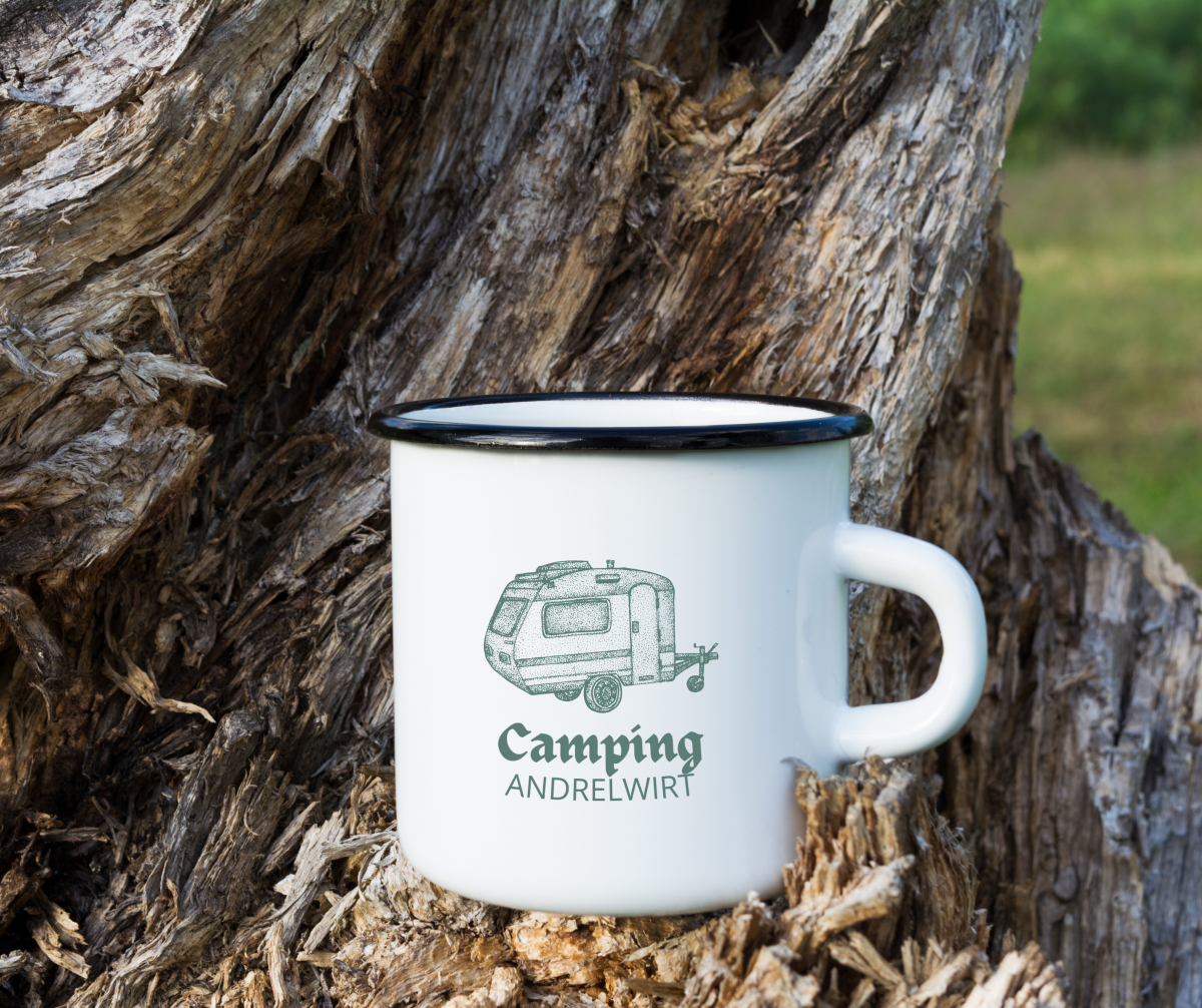 Eine Geschenkmasche steht für Überraschungen im Hotel Camping Andrelwirt.